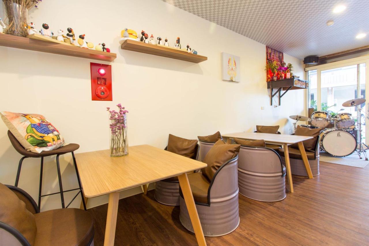Meizhou Hot Spring Hotel溫泉商旅 Jiaoxi Bagian luar foto