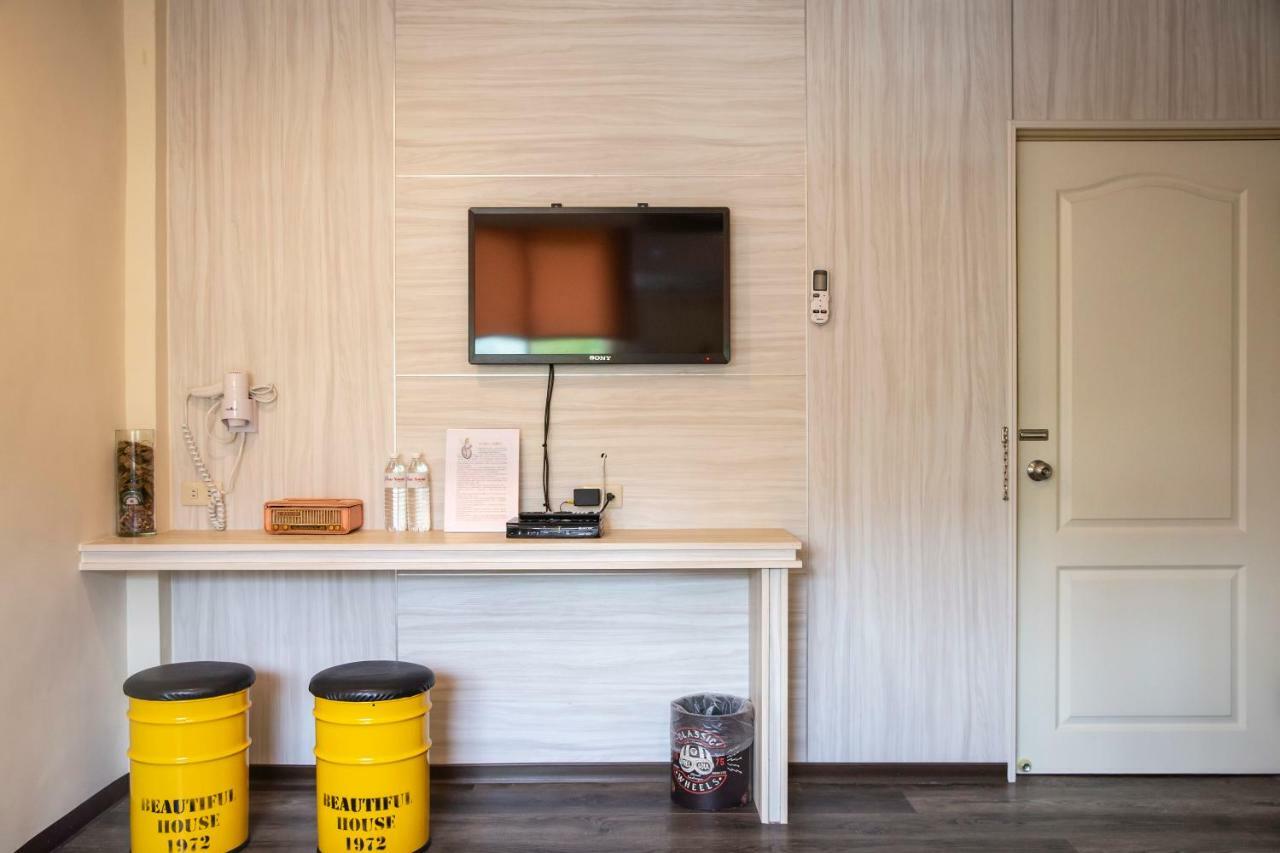 Meizhou Hot Spring Hotel溫泉商旅 Jiaoxi Bagian luar foto